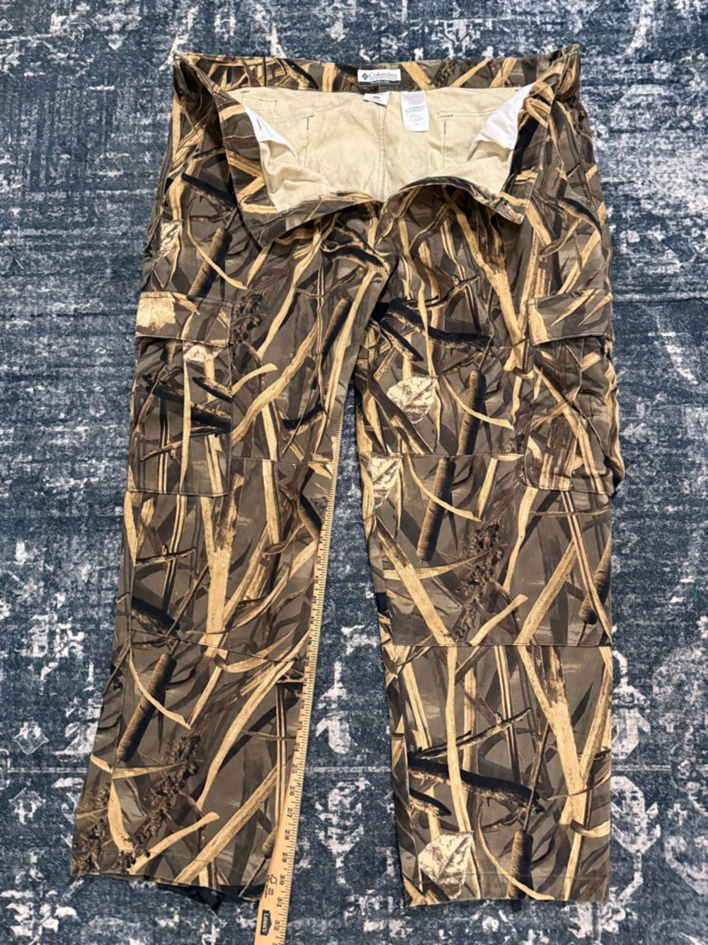 Columbia Men's 44x32 Advantage Wetlands Camo HM 8023 Hunting Cargo Pants